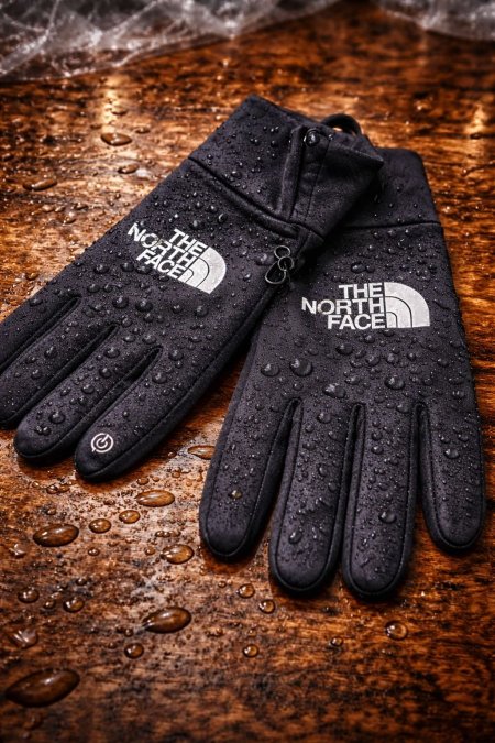 قفازات The North Face ضد الماء