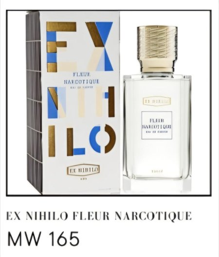 جاذبية تخطف الأنفاس.. Fleur Narcotique! ✨ إدمان عطري اكتشفي التحفة الفنية التي أعادت تعريف الأناقة العصرية، بمزيج مذهل يجمع بين انتعاش البرغموت واليتشي مع قلب غني بزهور الفاوانيا والياسمين. حضور مشرق يمنحكِ هالة من التميز والرفاهية التي تدوم طويلاً.