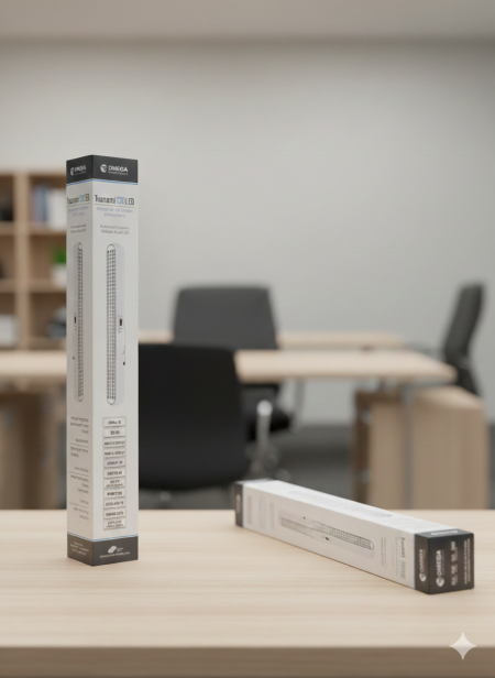 كشاف طوارئ قابل للشحن Omega Tsunami 120 LED إضاءة قوية وواضحة حتى 1200 لومن مع 120 LED بلون أبيض نهاري 6500K. بطارية ليثيوم مدمجة تدوم من 6 إلى 24 ساعة حسب الاستخدام، مثالي للطوارئ، المنزل، الرحلات والكهرباء الاحتياطية. تصميم عملي وسهل التعليق والاستخدام.