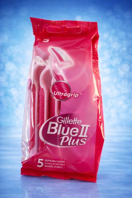 شفرات حلاقة نسائية (Gillette Blue II Plus) ماركة Gillette عبوة 5 شفرات للاستعمال مرة واحدة.