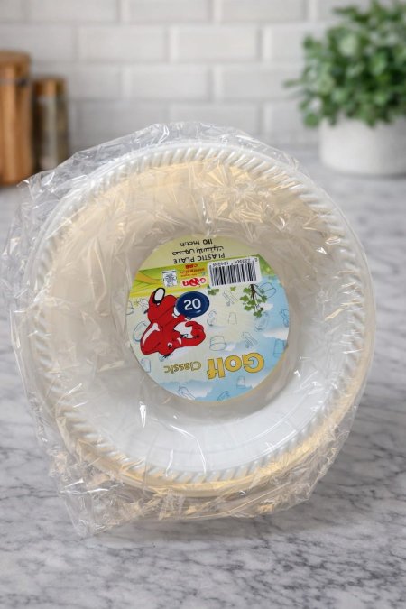 ..صحون بلاستيك حجم صغير