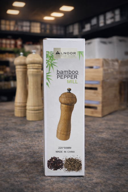 مطحنة فلفل بامبو طبيعي 🌿 تصميم أنيق وقوي، طحن سلس وسهل، مثالية للفلفل والتوابل وتضيف لمسة طبيعية راقية على مطبخك 🍽️✨