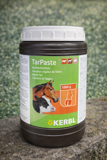 TarPaste 🌿 معجون القطران الطبيعي من خشب الزان، مخصص للعناية بحوافر الخيول وحمايتها من التشققات والرطوبة، يساعد على تقوية الحافر والحفاظ عليه صحي وقوي في كل الظروف 💪🐴
