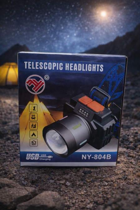 كشاف رأس قابل للتعديل بإضاءة قوية وواضحة، مثالي للإسطبلات والعناية بالخيول والعمل الليلي. تصميم عملي، شحن USB، ومناسب للاستخدام أثناء التدريب، التنظيف، أو الطوارئ ليلاً 🔦🐎