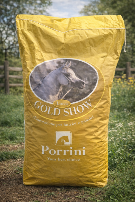 علف Gold Show – Porrini 🟡 تركيبة متوازنة لدعم الخيول في فترات العرض والتدريب، تساعد على تحسين المظهر العام، الطاقة، والحيوية ✨ مثالي للخيول الباحثة عن الأداء القوي والشكل الصحي 💪🏇