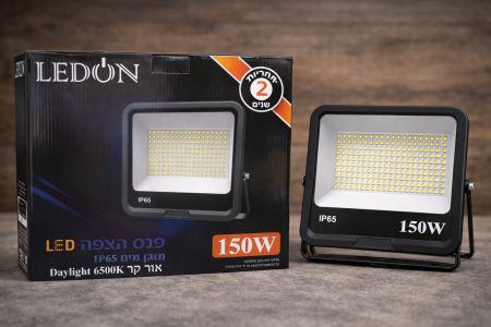 كشاف LED خارجي – 150W إضاءة قوية وعملية للاستخدام الخارجي والداخلي 💡 المواصفات: القدرة: 150 واط لون الإضاءة: أبيض نهاري Daylight 6500K درجة الحماية: IP65 مقاوم للماء والغبار إضاءة قوية وموفرة للطاقة مناسب للساحات، الشوارع، المخازن، والواجهات