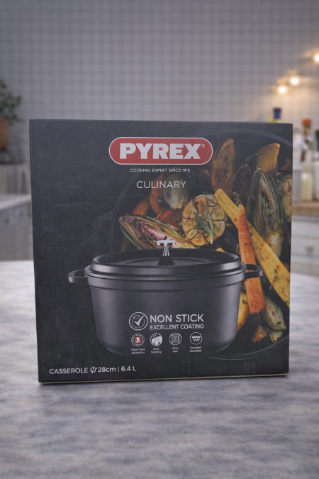 قدر Pyrex Culinary مقاس 28 سم (6.4 لتر) بطبقة مانعة للالتصاق عالية الجودة، مثالي للعائلات والطبخ اليومي، توزيع حرارة ممتاز، سهل التنظيف ويعطي نتائج شهية كل مرة 🍲🔥