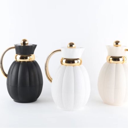 دلة قهوة بشكل انيق وراقي