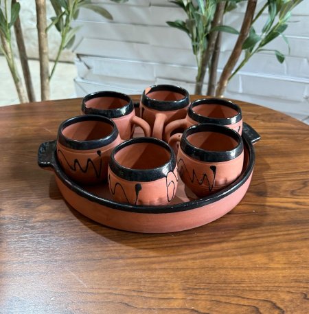 كاسات مع صنية