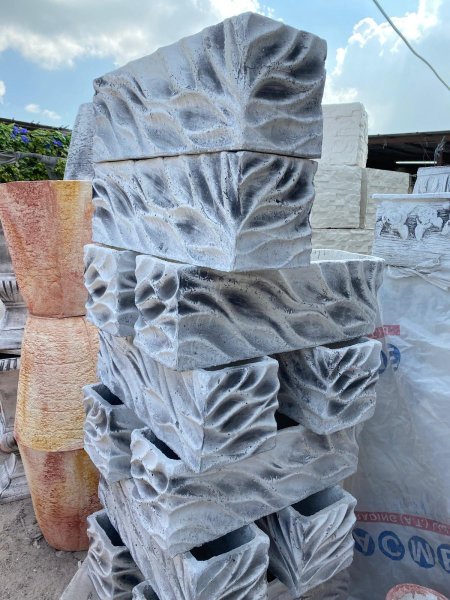 وعاء زراعة حجر صغير للنباتات المنزلية الصغيرة