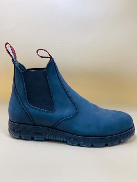 بسطار ريد باك