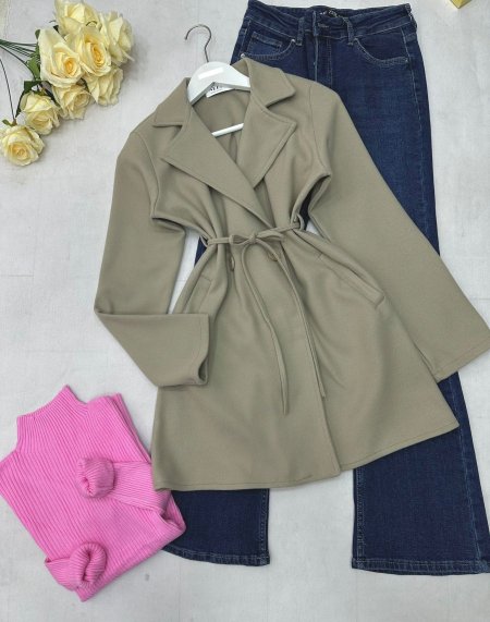 جكيت جوخ طول وسط