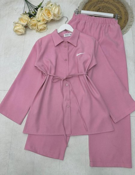 طقم قميص وبنطلون