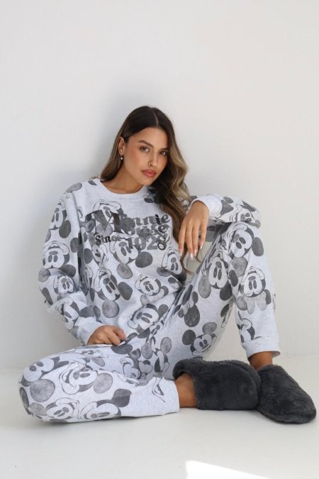 بيجامة بناتي