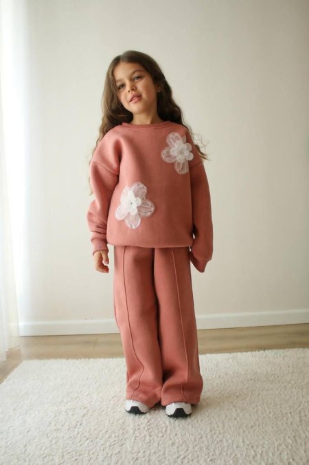 ترينغ بناتي ZARA