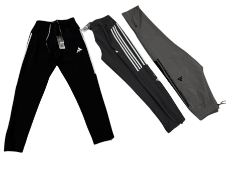 بنطلون Adidas نايلون شتوي للشباب